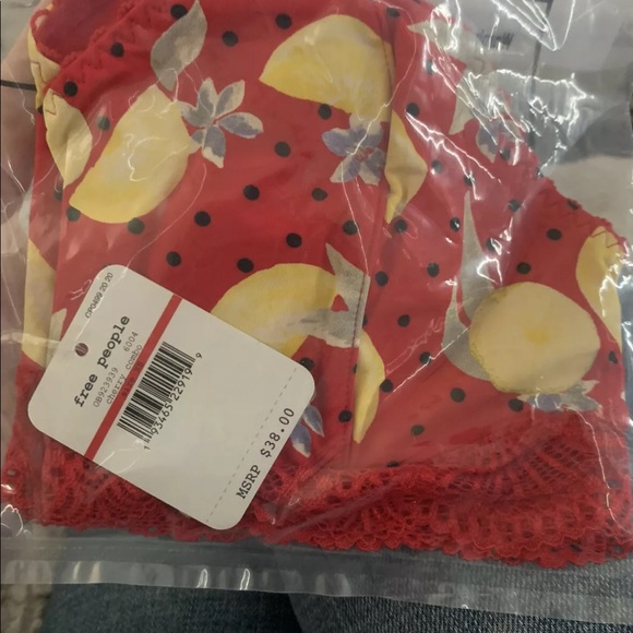 ❤️NEW Free People Mari Printed Bralette Cherry Red Combo Size XSmall $38 - Picture 9 of 10